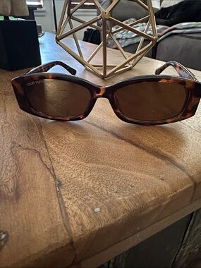 Tortoiseshell Rectangular Sunglasses - Brown Lenses